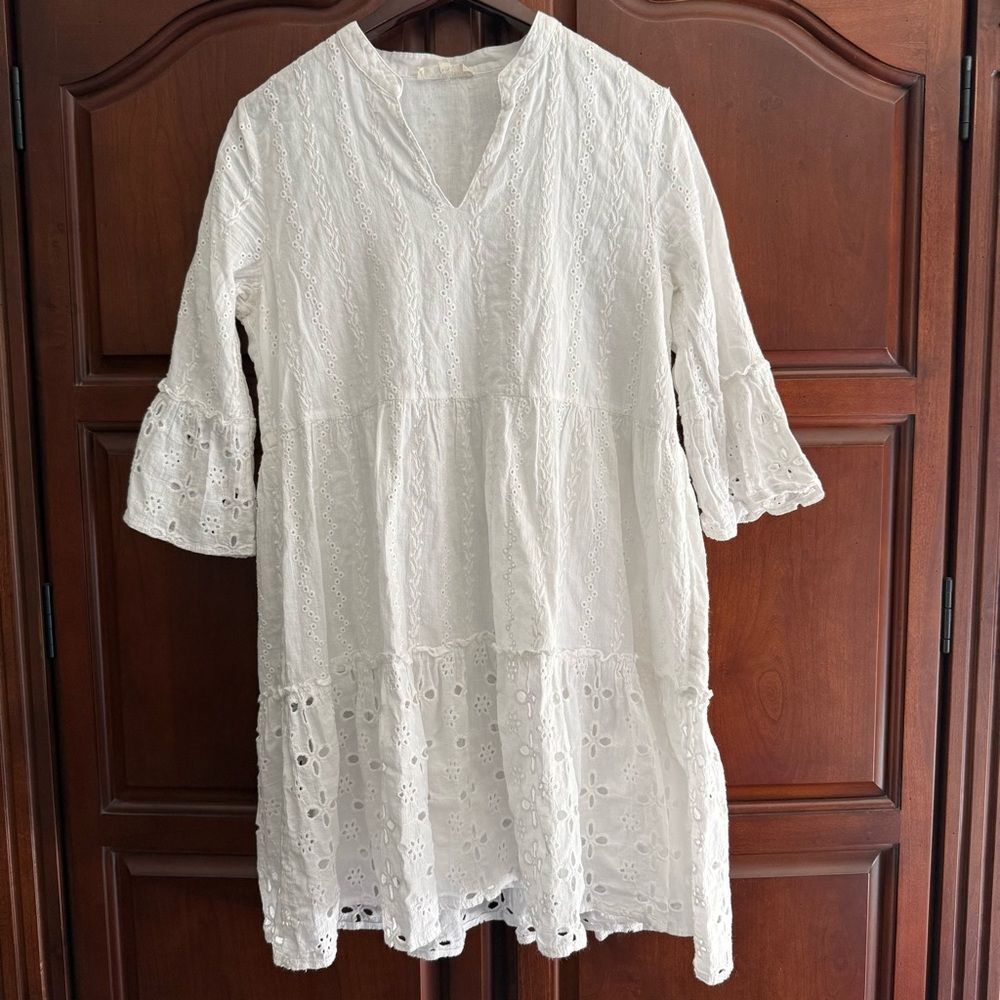 Solitaire Swim White Eyelet Tiered Mini Dress Embroidered Bell Sleeve Large